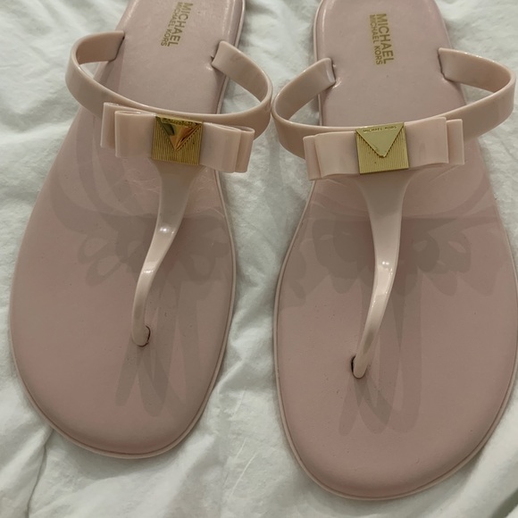 Michael Kors ladies sandals - Picture 3 of 6